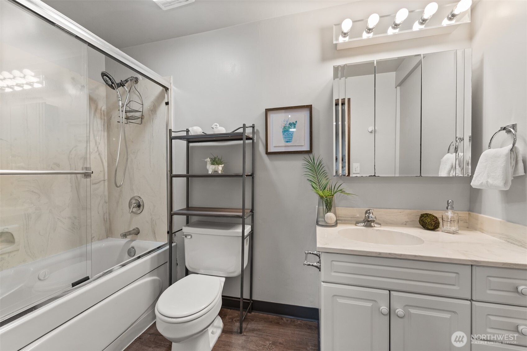 22208 Meridian Avenue South Bothell, WA 98021 - Photo 19 of 25
