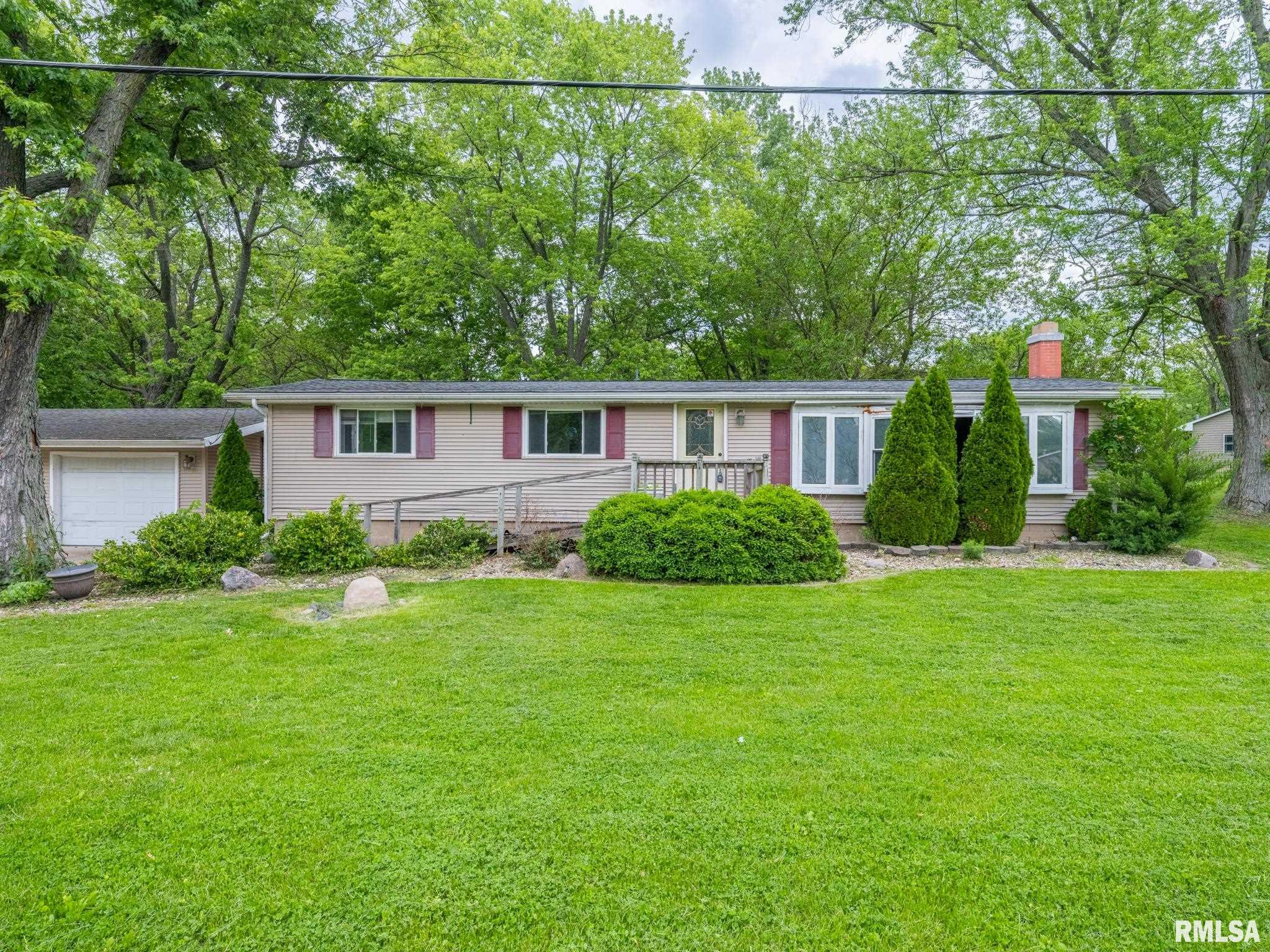 1200 South Creve Coeur Ave