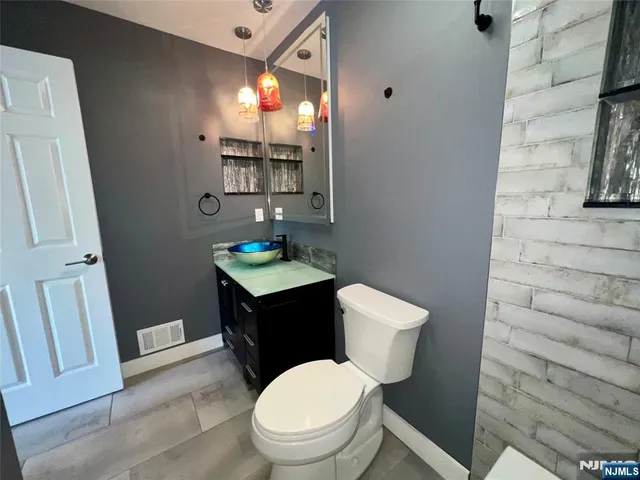 $2,550 | 1023 Castle Road, Mahwah, NJ 07430