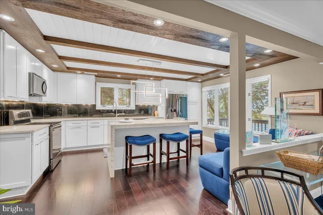 $599,500 | 701 Sunshine Lakes Drive, Voorhees, NJ 08043