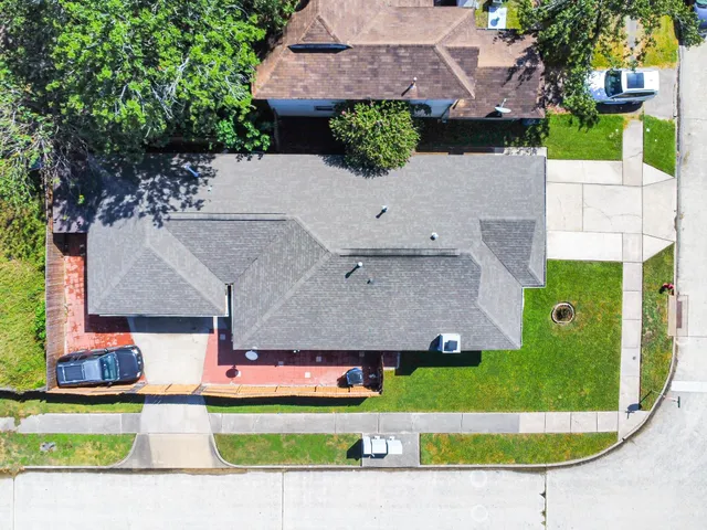 $1,850 | 918 Littleport Lane, Channelview, TX 77530