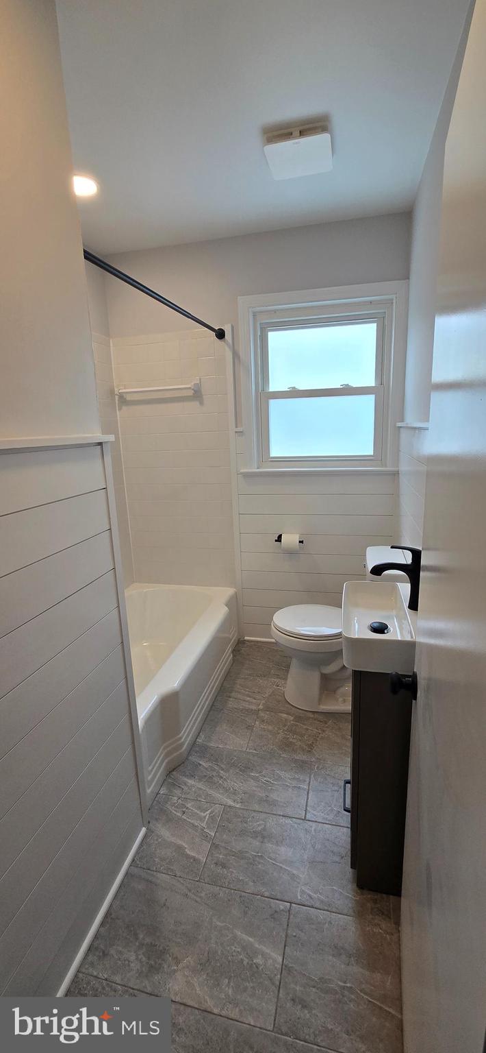 212 New Albany Road Moorestown, NJ 08057 - Photo 17 of 26 a bathroom with a sink and mirror