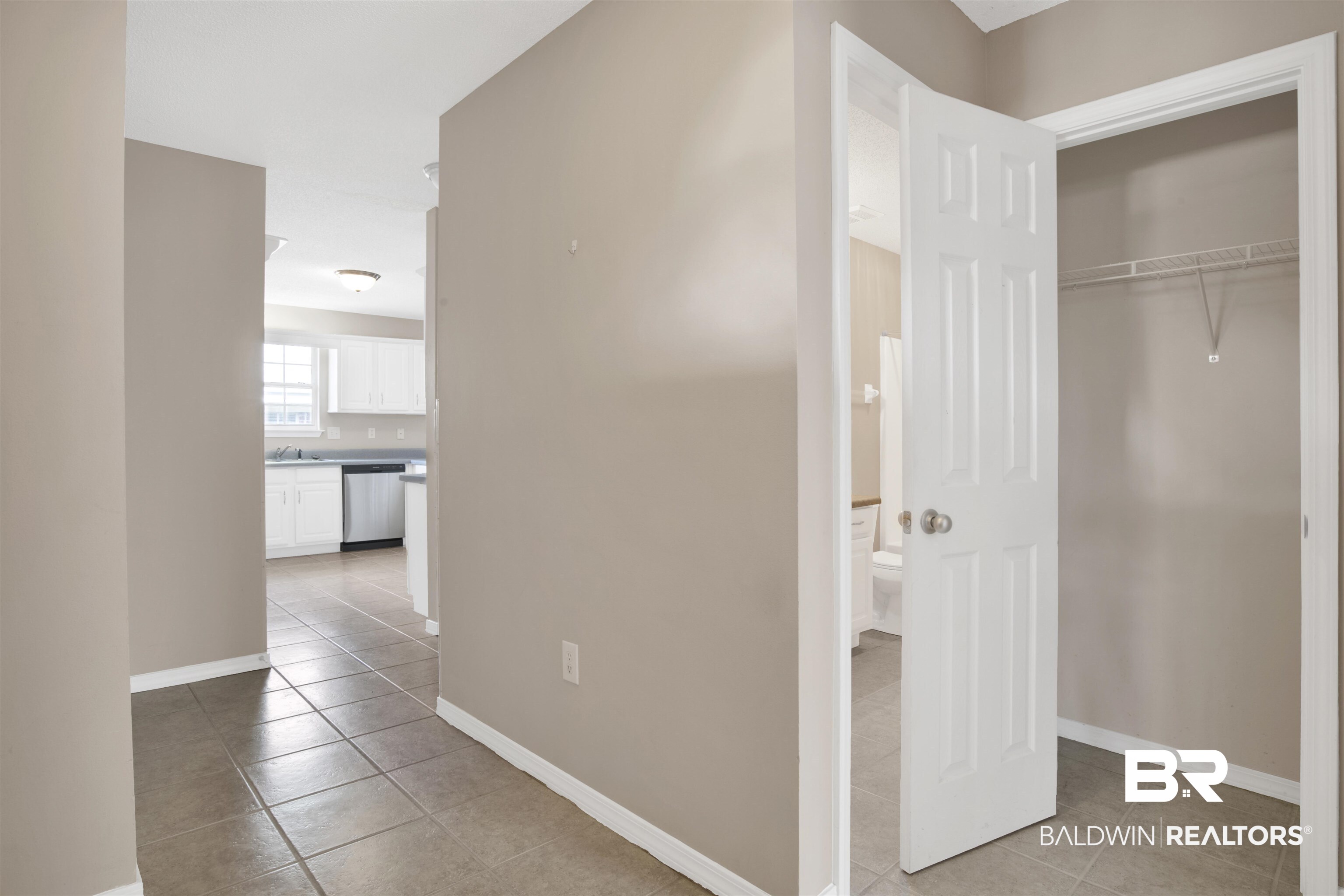 7665 Avery Lane Daphne, AL 36526 - Photo 14 of 45