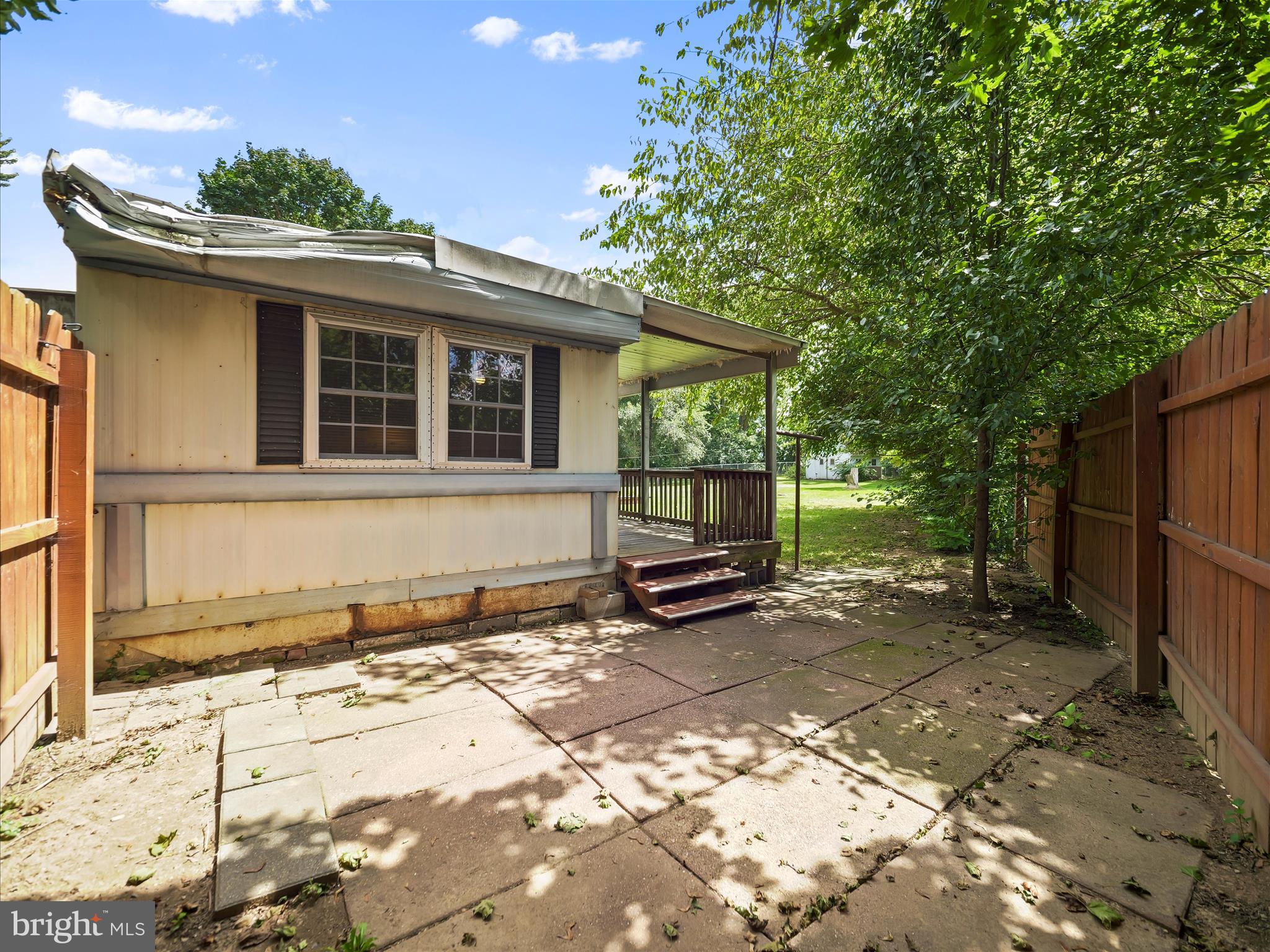 1284 State Line Road Waynesboro, PA 17268 - Photo 24 of 31 Back Patio
