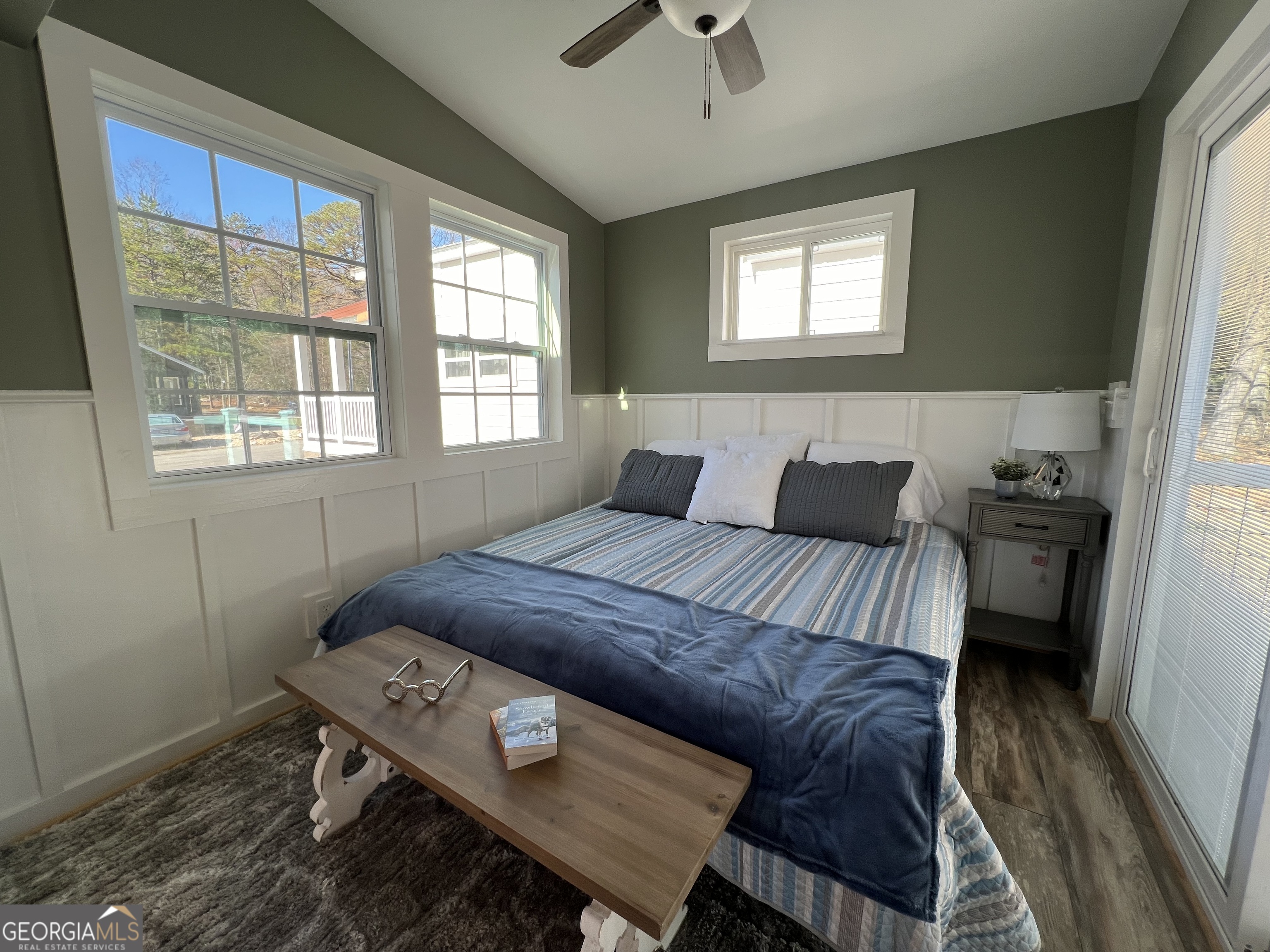 4960 Laurel Lodge Road, Unit 41 Clarkesville, GA 30523 - Photo 25 of 46 a bedroom with a bed and a window