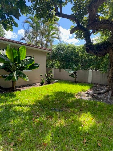 4427 Southwest 16th Street Miami, FL 33134 - Photo 15 of 18