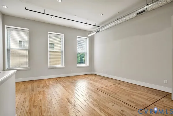 $2,950 | 105 East Broad Street, Unit 2B, Richmond, VA 23219