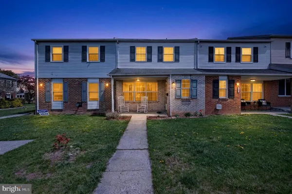 $304,900 | 112 Washington Court, Quakertown, PA 18951