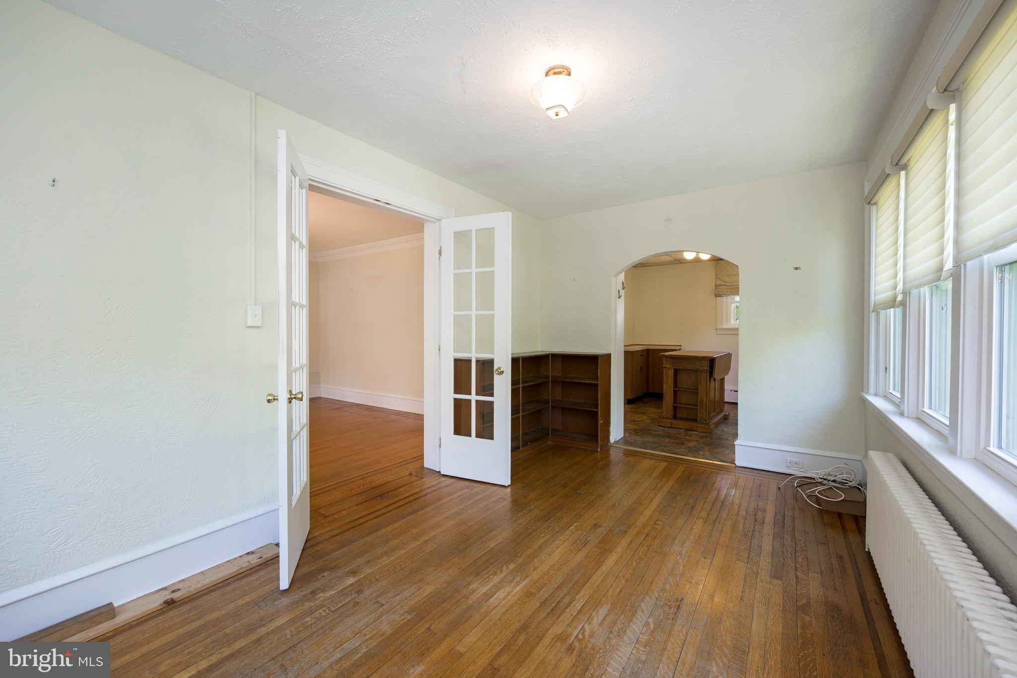 539 Beverly Boulevard Upper Darby, PA 19082 - Photo 25 of 33