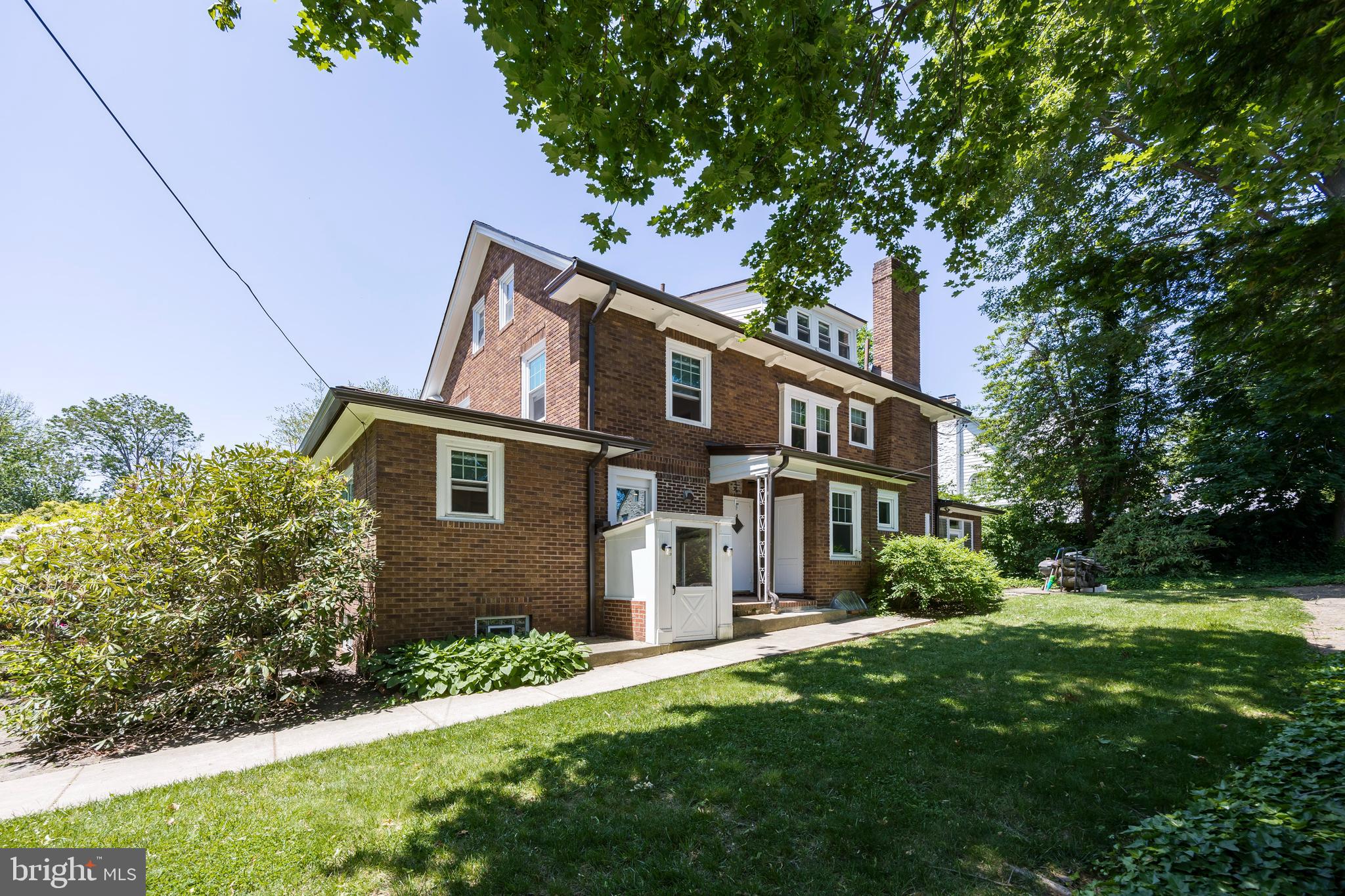 539 Beverly Boulevard Upper Darby, PA 19082 - Photo 3 of 33