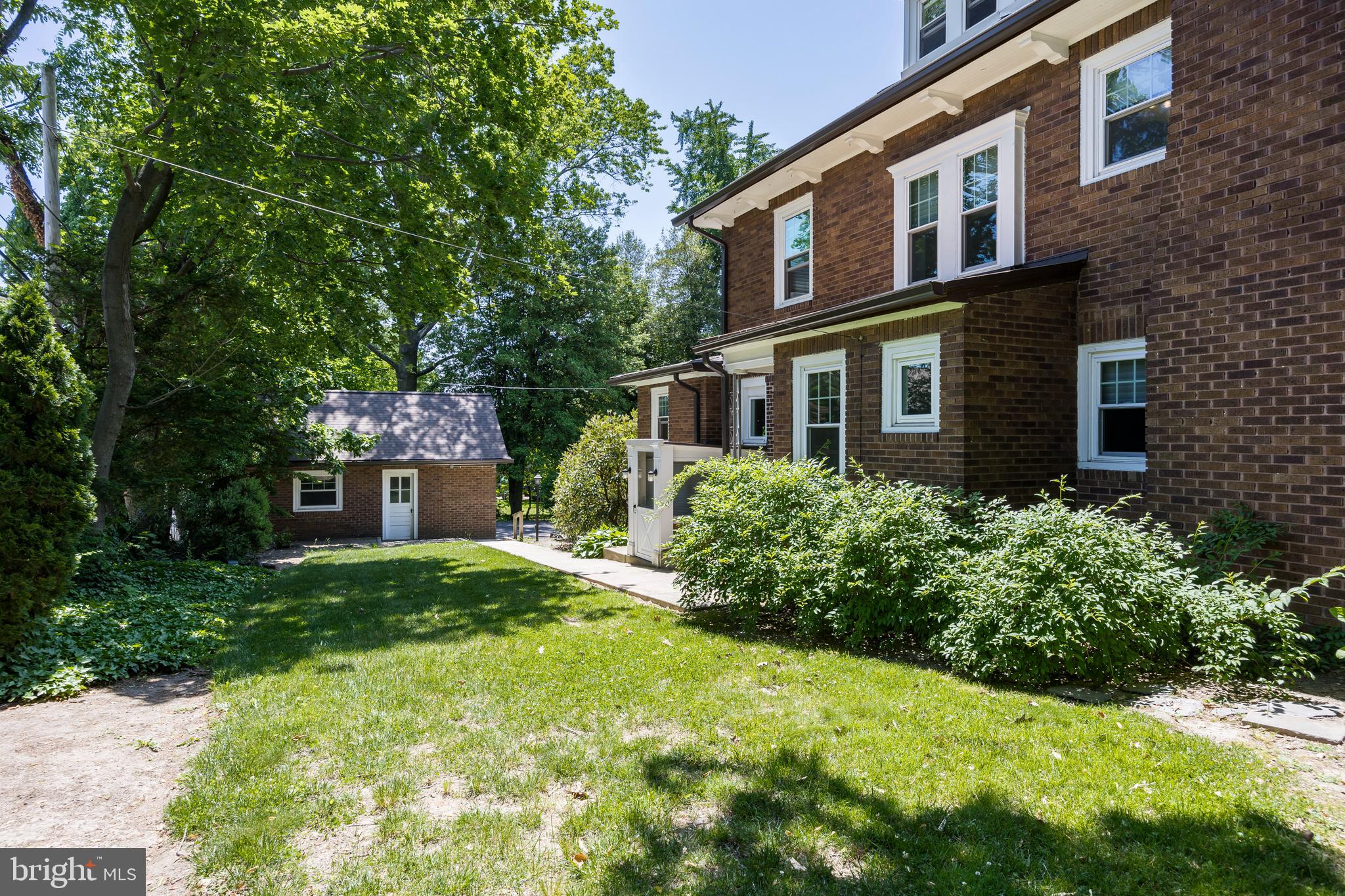 539 Beverly Boulevard Upper Darby, PA 19082 - Photo 5 of 33