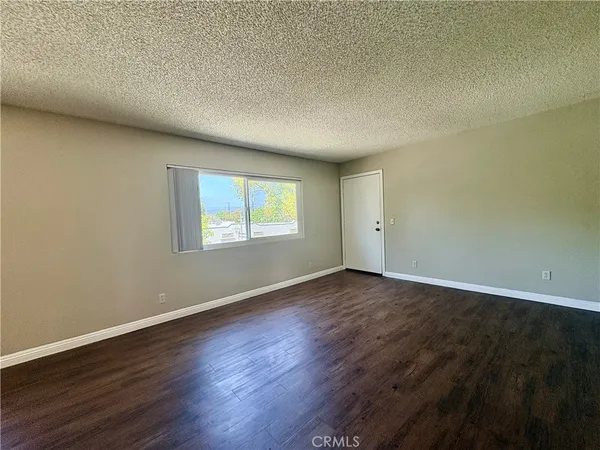 $2,200 | 1452 3rd Street, Unit 6, La Verne, CA 91750