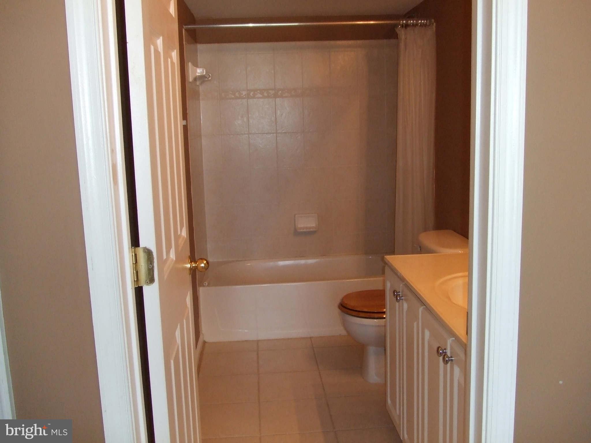 12989 Middlebrook Road, Unit A Germantown, MD 20874 - Photo 10 of 23 Bath (Master)