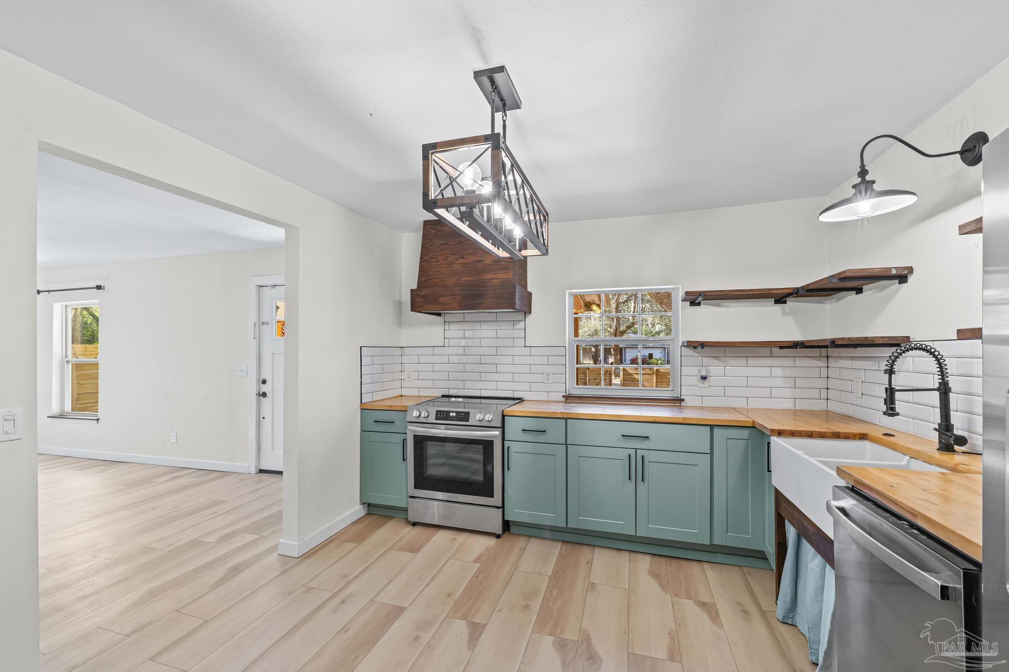 5324 Cathy Street Milton, FL 32583 - Photo 13 of 33