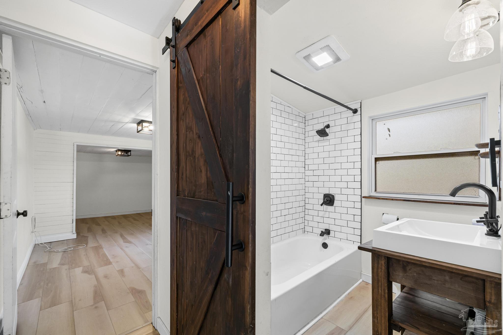 5324 Cathy Street Milton, FL 32583 - Photo 17 of 33