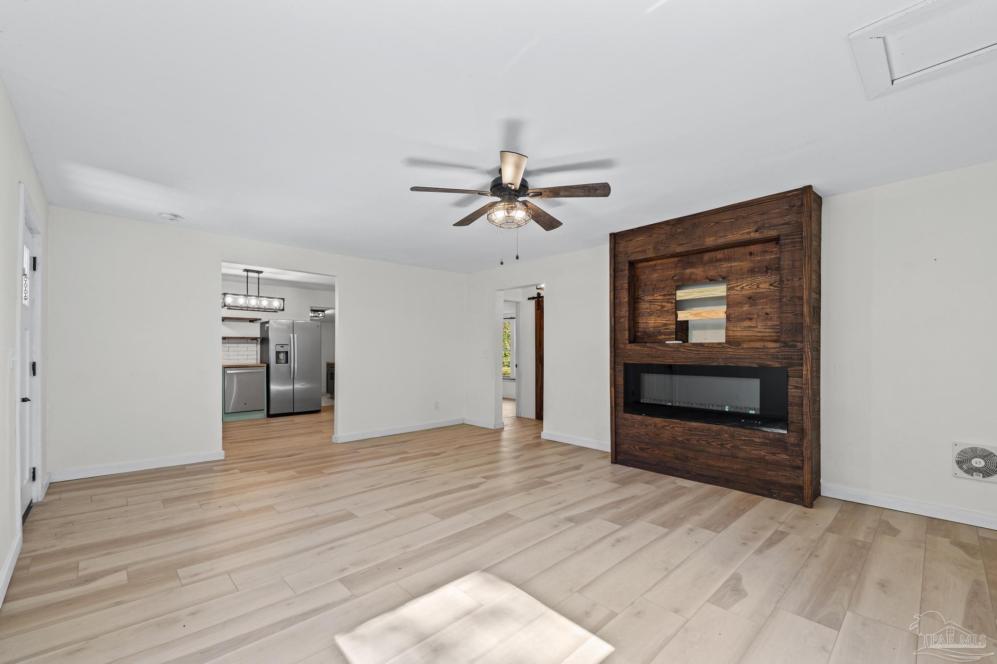 5324 Cathy Street Milton, FL 32583 - Photo 10 of 33