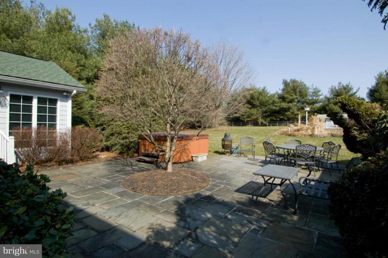 3200 Blenheim Road Phoenix, MD 21131 - Photo 15 of 19 Patio