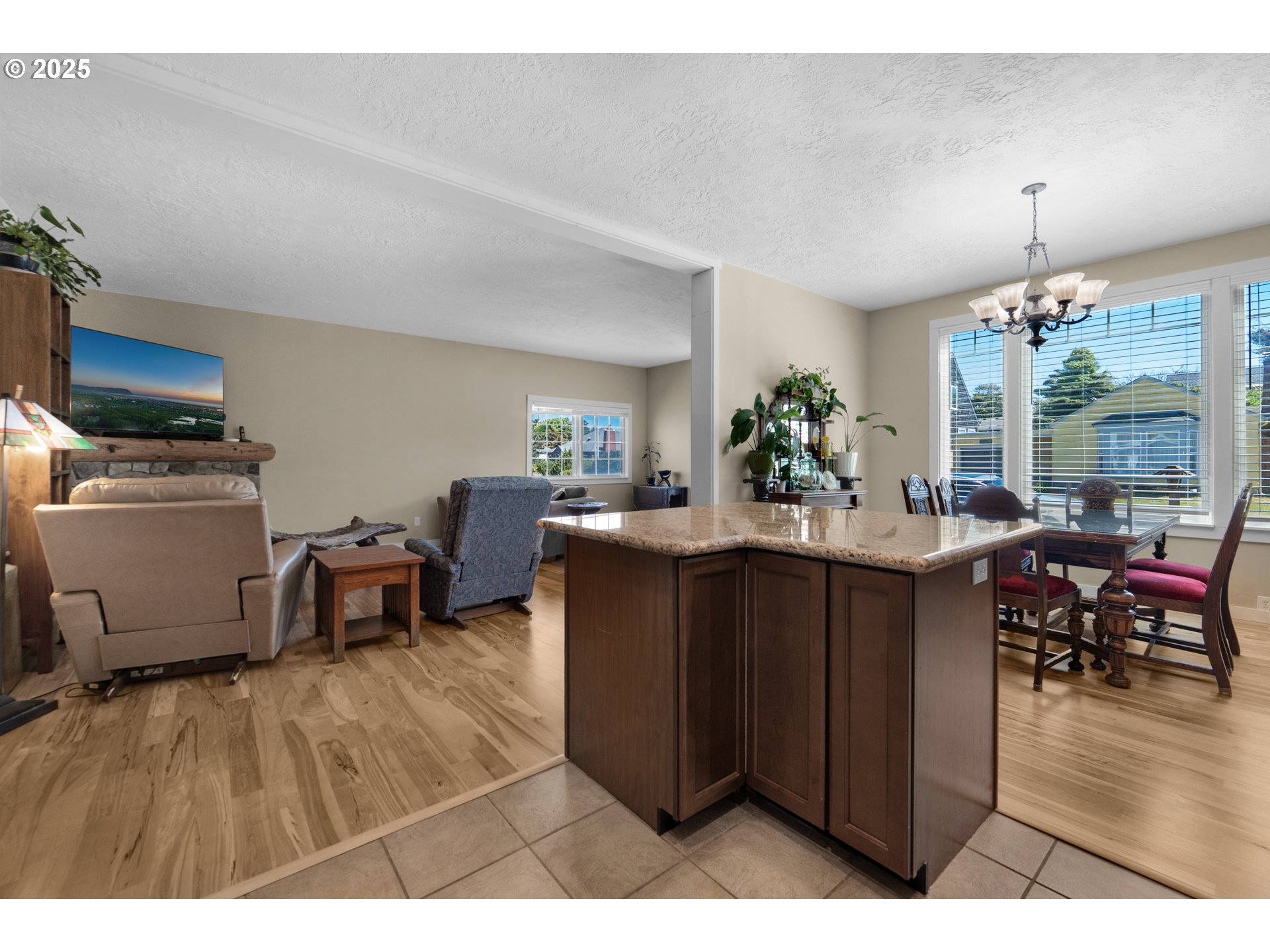 1164 Beach Drive Seaside, OR 97138 - Photo 12 of 48 Great Room