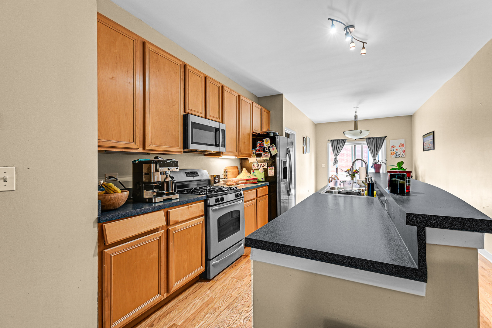 1441 West Fillmore Street, Unit A Chicago, IL 60607 - Photo 7 of 19
