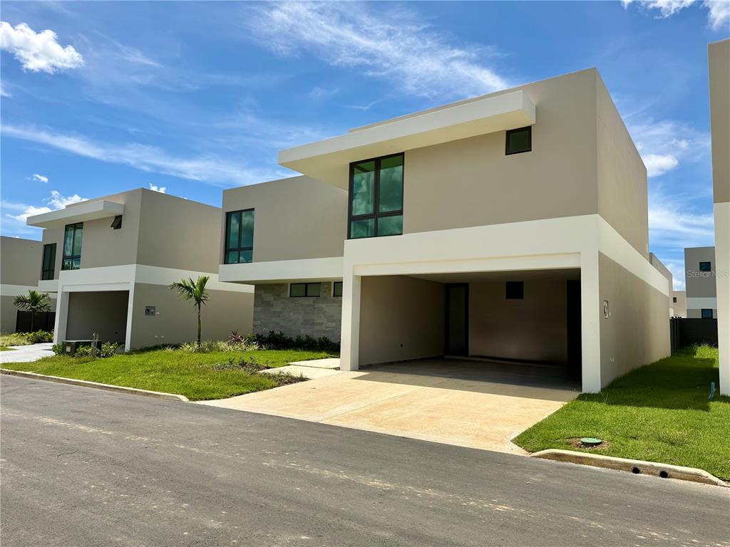 9 Riviera Bayamon, PR 00959 - Photo 1 of 6 Gallery Image 1