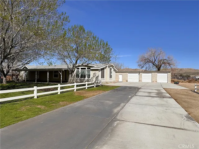 $429,900 | 26362 Community Boulevard, Barstow, CA 92311