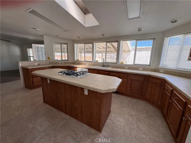 $429,900 | 26362 Community Boulevard, Barstow, CA 92311