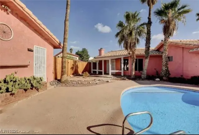 $4,950 | 6880 Edna Avenue, Las Vegas, NV 89146