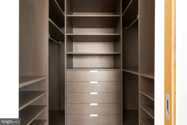 $819,900 | 300 International Drive, Unit 2308, Baltimore, MD 21202