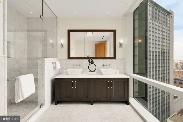 $819,900 | 300 International Drive, Unit 2308, Baltimore, MD 21202