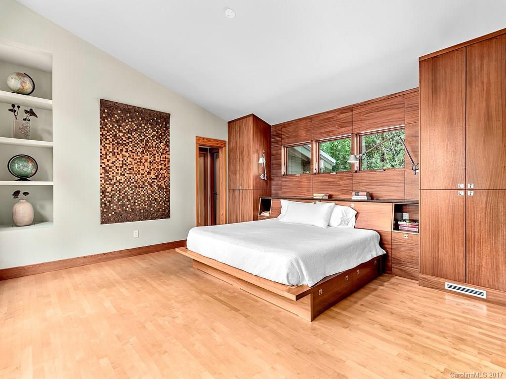170 Merrills Ridge Road Asheville, NC 28803 - Photo 8 of 18 Gallery Image 8