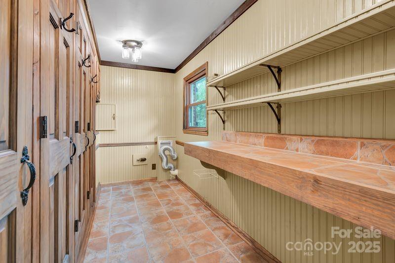 268 State Rd S-42-4322 Chesnee, SC 29323 - Photo 18 of 44 a spacious bathroom with a tub and shower
