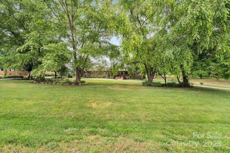 268 State Rd S-42-4322 Chesnee, SC 29323 - Photo 41 of 44 a view of grassy field with benches