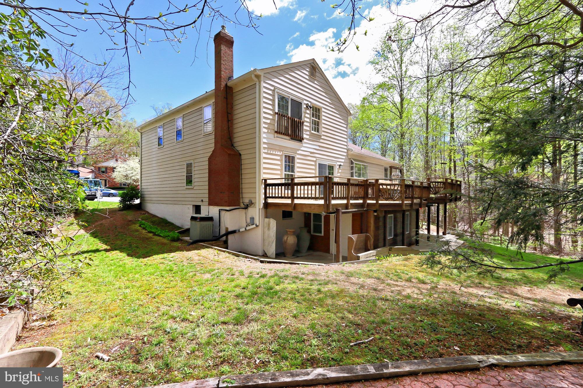8146 Viola Street Springfield, VA 22152 - Photo 42 of 43 Gallery Image 42