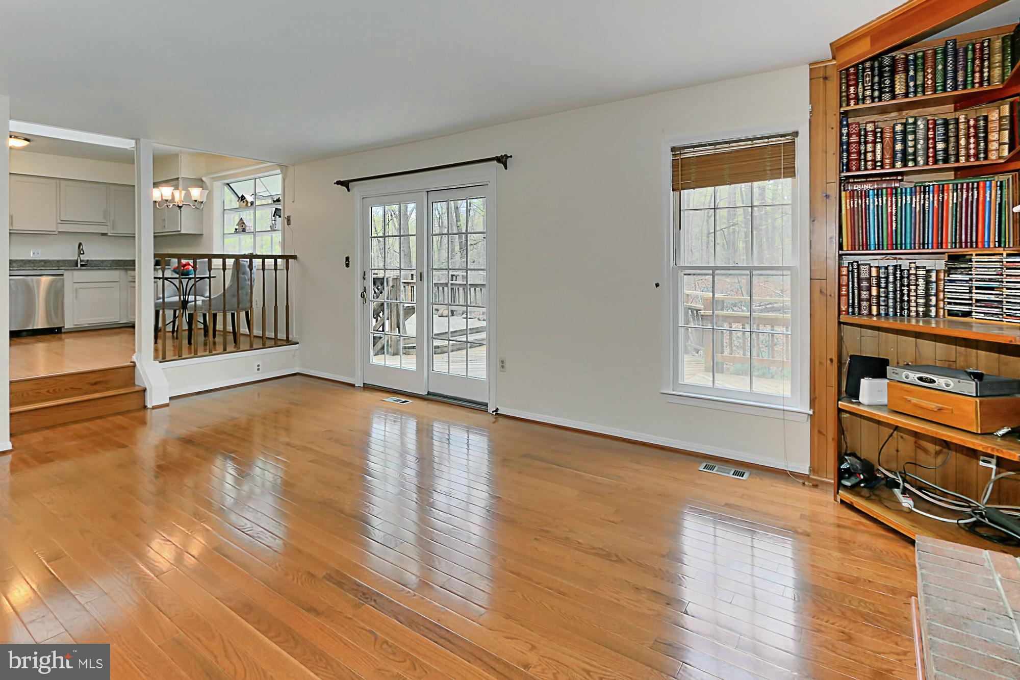 8146 Viola Street Springfield, VA 22152 - Photo 9 of 43 Gallery Image 9