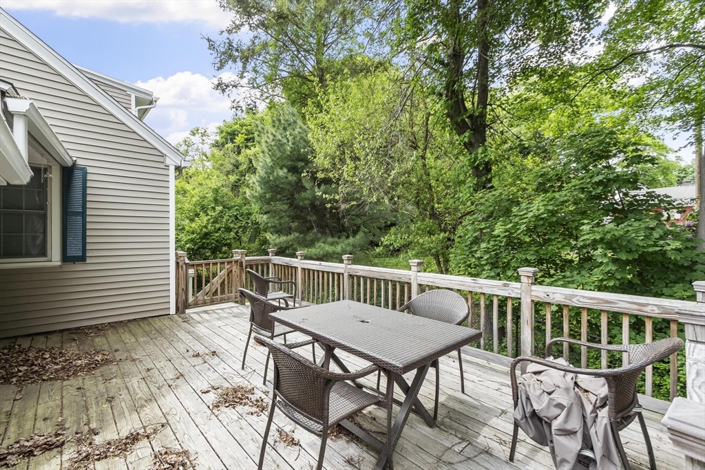 11 Whitla Drive Worcester, MA 01604 - Photo 22 of 32