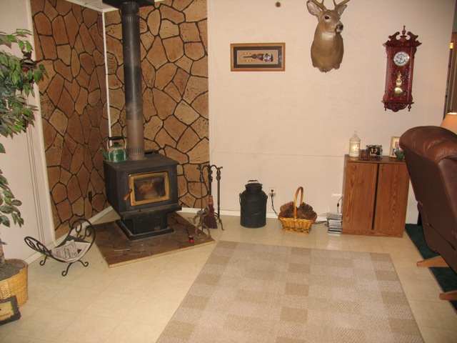 5712 East Oregon Road Elk, WA 99009 - Photo 4 of 9