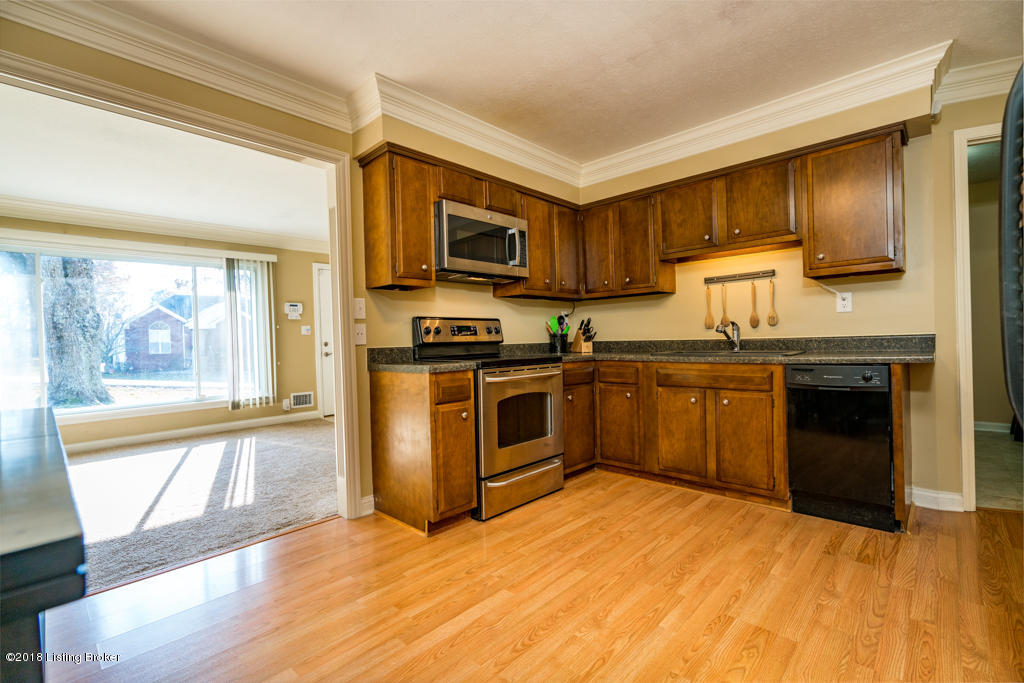 6707 Robin Road Crestwood, KY 40014 - Photo 6 of 41 005-6707 Robin-5