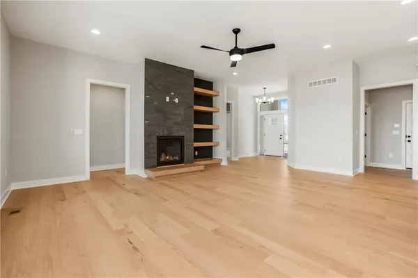 $609,950 | 16983 South Cheshire Street, Olathe, KS 66062