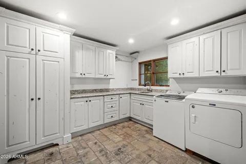 $4,995,000 | 4441 East Maderos Del Cuenta Drive, Paradise Valley, AZ 85253