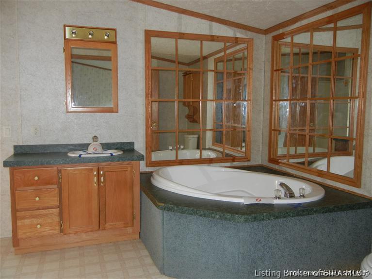 7672 Geswein Road Lanesville, IN 47136 - Photo 9 of 11 Gallery Image 9