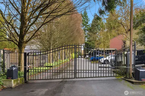 $625,000 | 12010 98th Avenue Northeast, Unit 307, Kirkland, WA 98034