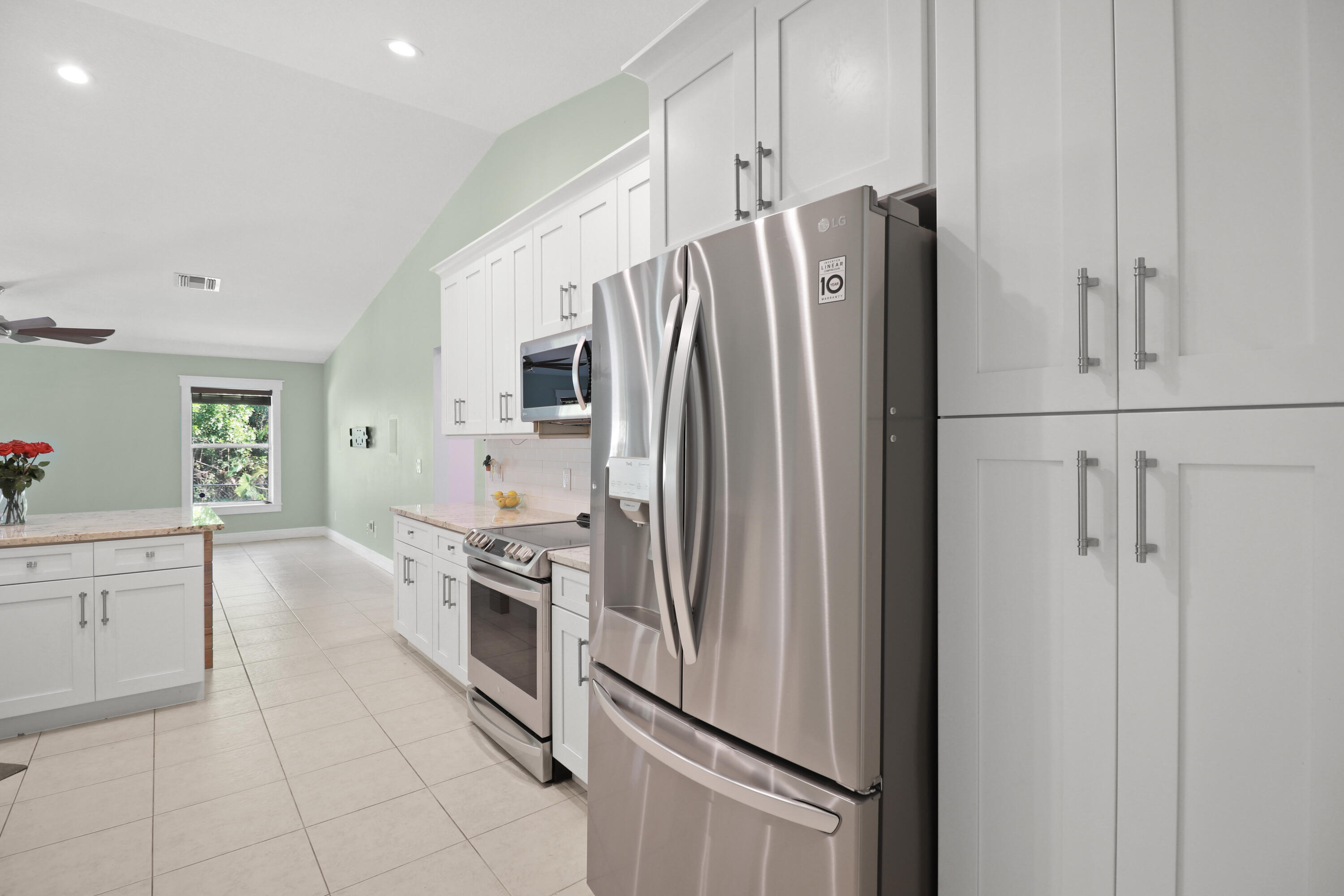 3013 Jefferson Street Stuart, FL 34997 - Photo 14 of 41 13-IMG_2362