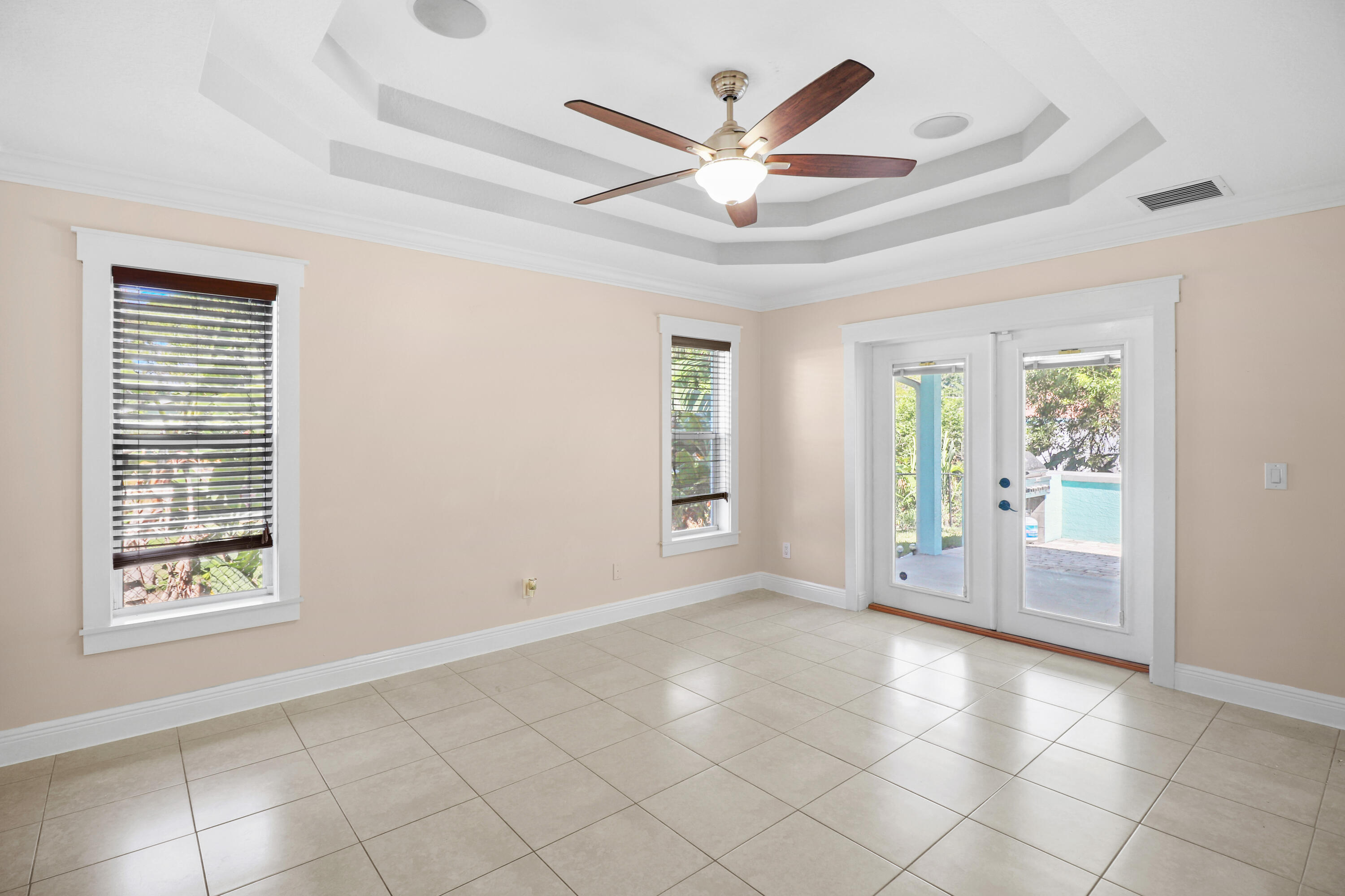 3013 Jefferson Street Stuart, FL 34997 - Photo 21 of 41 20-IMG_2270