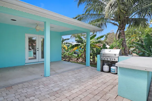 $3,200 | 3013 Jefferson Street, Stuart, FL 34997