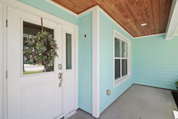 $3,200 | 3013 Jefferson Street, Stuart, FL 34997