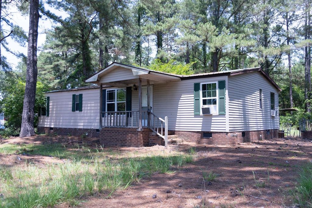1175 Pond View Road Manning, SC 29102 - Photo 2 of 21