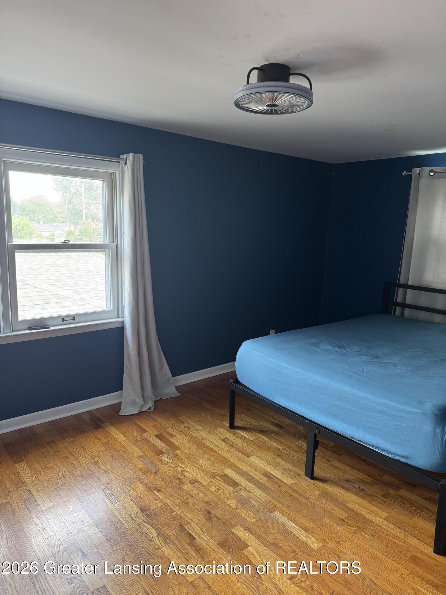 4901 Alpha Street Lansing, MI 48910 - Photo 11 of 34 Bedroom 1