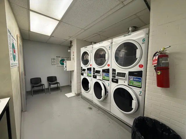 $3,800,000 | 1075 Park Avenue, Unit 3D | Upper East Side