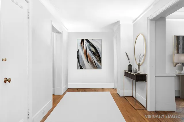 $3,800,000 | 1075 Park Avenue, Unit 3D | Upper East Side