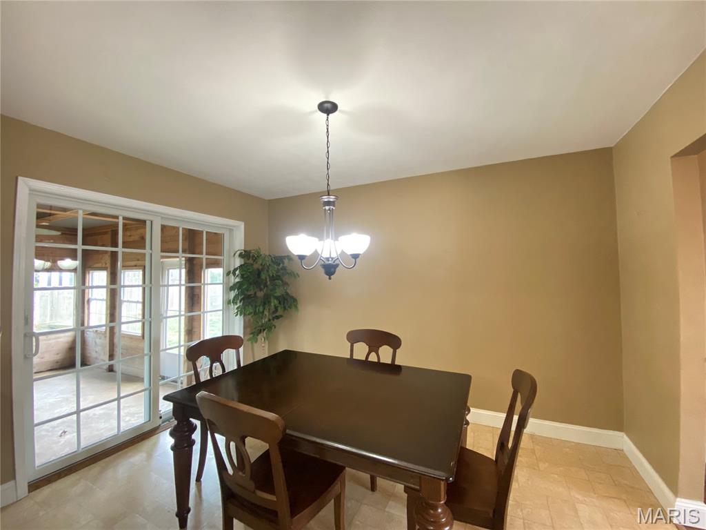 604 North Smiley Street O'Fallon, IL 62269 - Photo 11 of 34